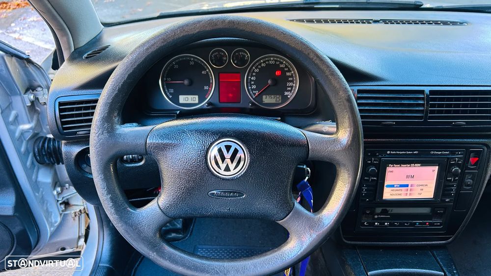 VW Passat - 11