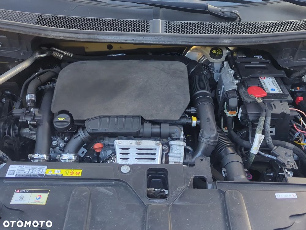 Peugeot 3008 1.2 PureTech Allure S&S EAT6 - 20
