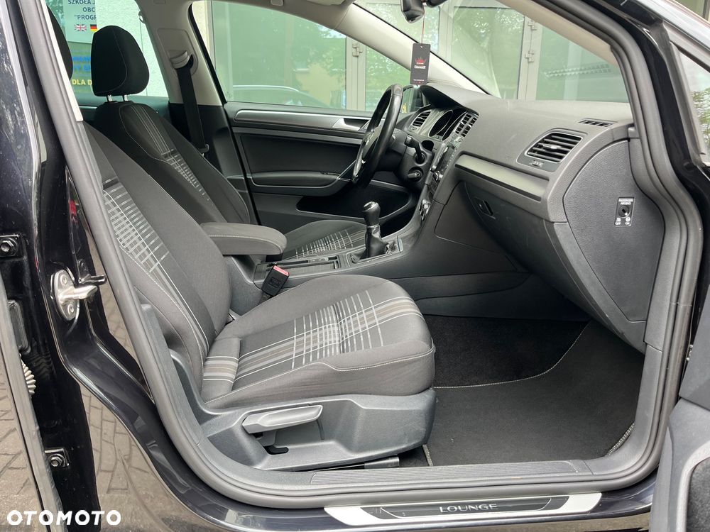 Volkswagen Golf 1.6 TDI BlueMotion Trendline - 17