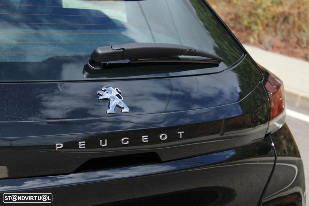 Peugeot 208 1.2 PureTech Allure - 14