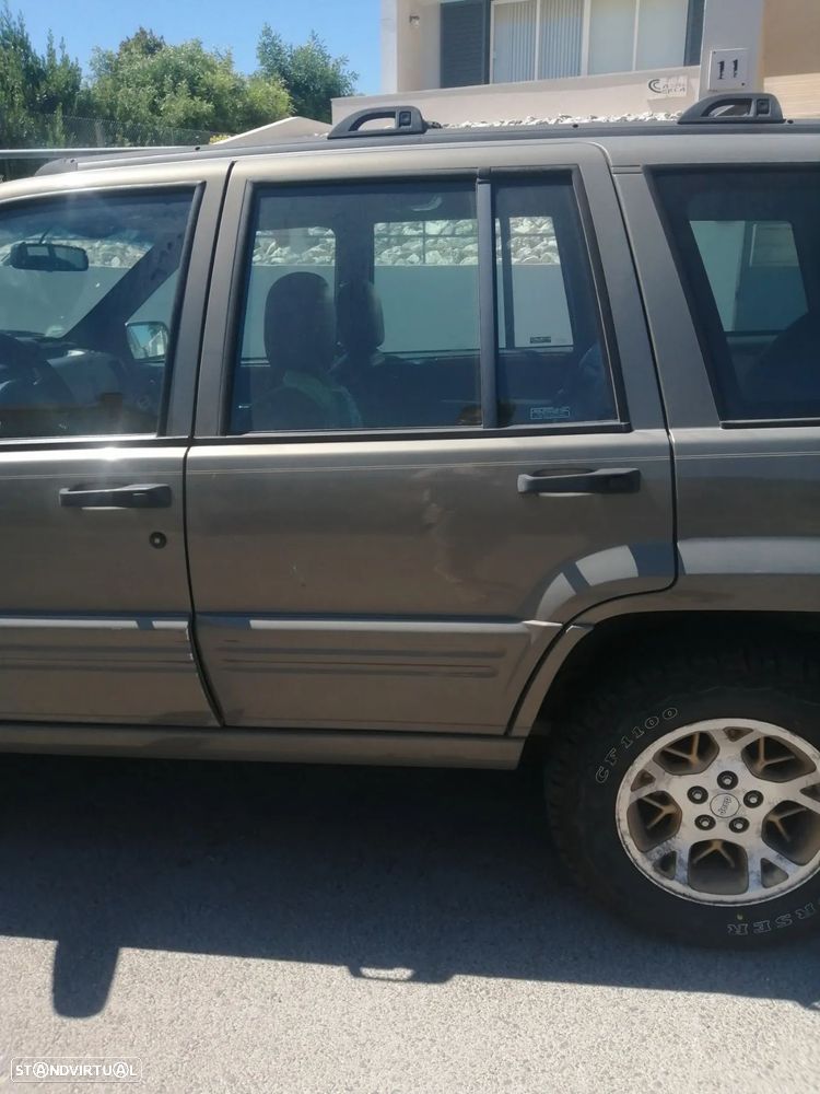 Jeep Grand Cherokee 2.5 TD Laredo - 9