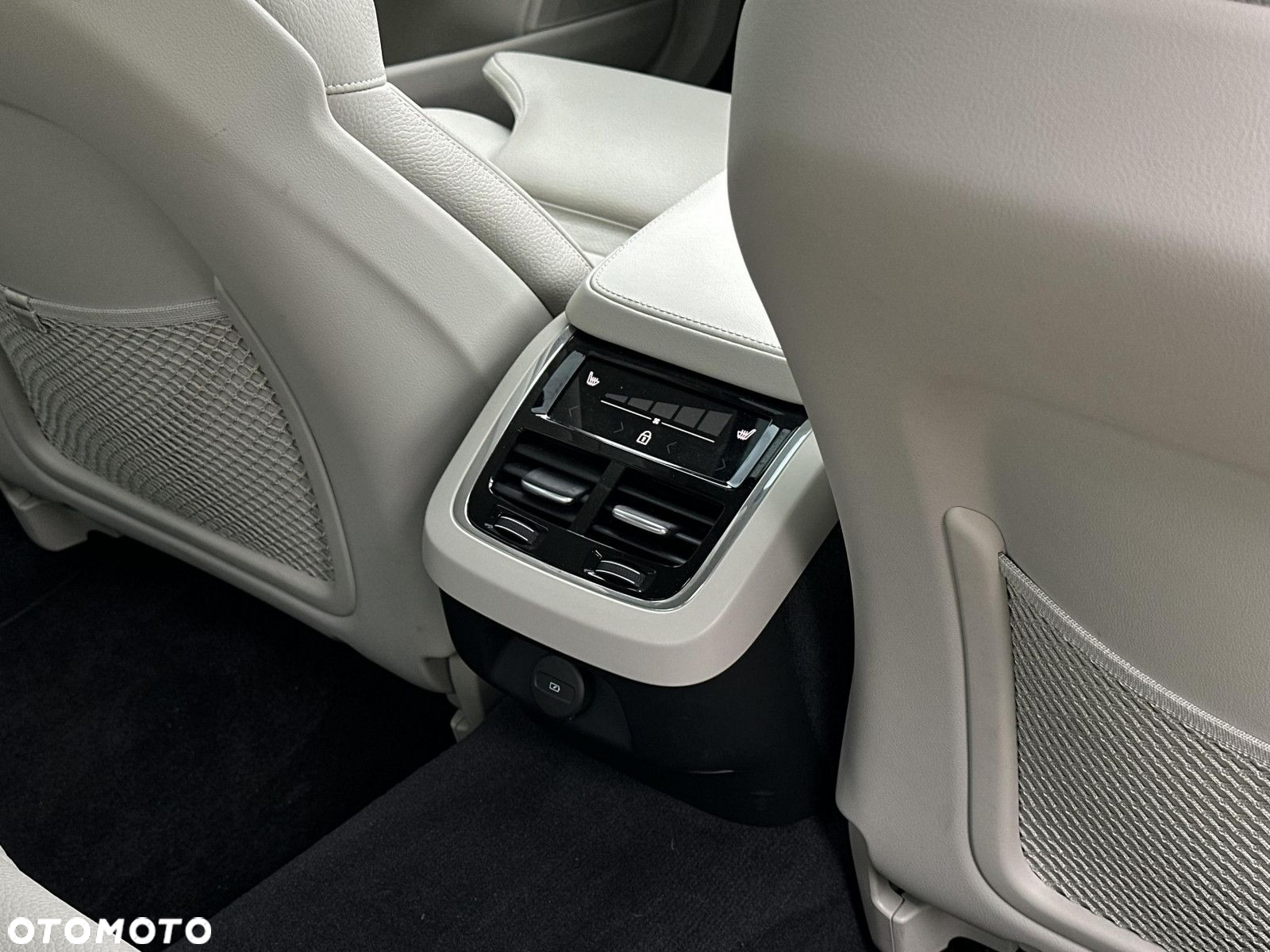 Volvo S90 - 18