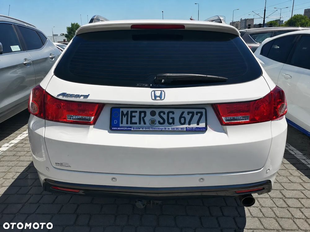 Honda Accord 2.0 Lifestyle - 4