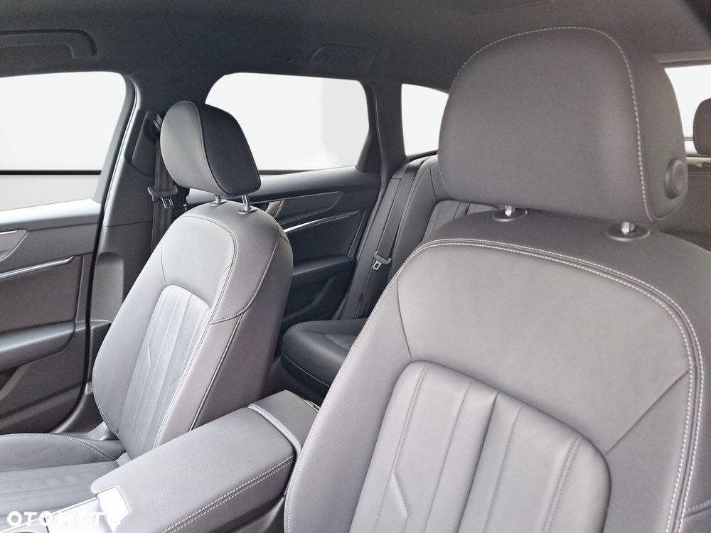Audi A6 Avant - 16
