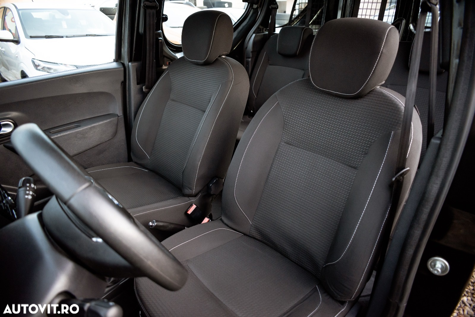 Dacia Dokker 1.5 Blue dCi Laureate - 15