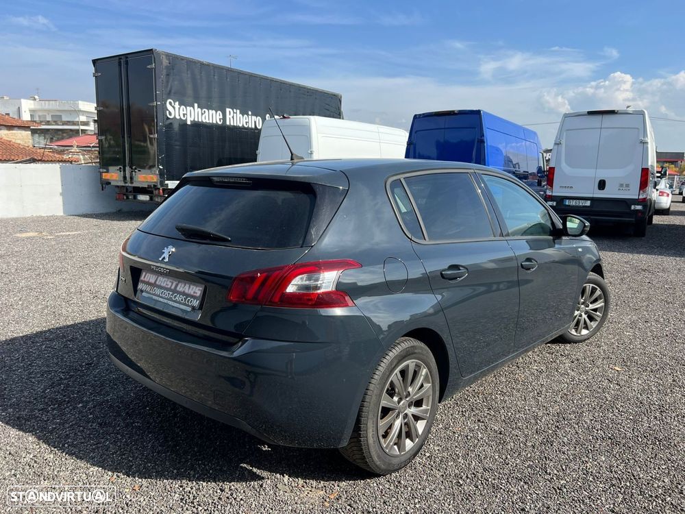 Peugeot 308 1.2 PureTech Active - 4