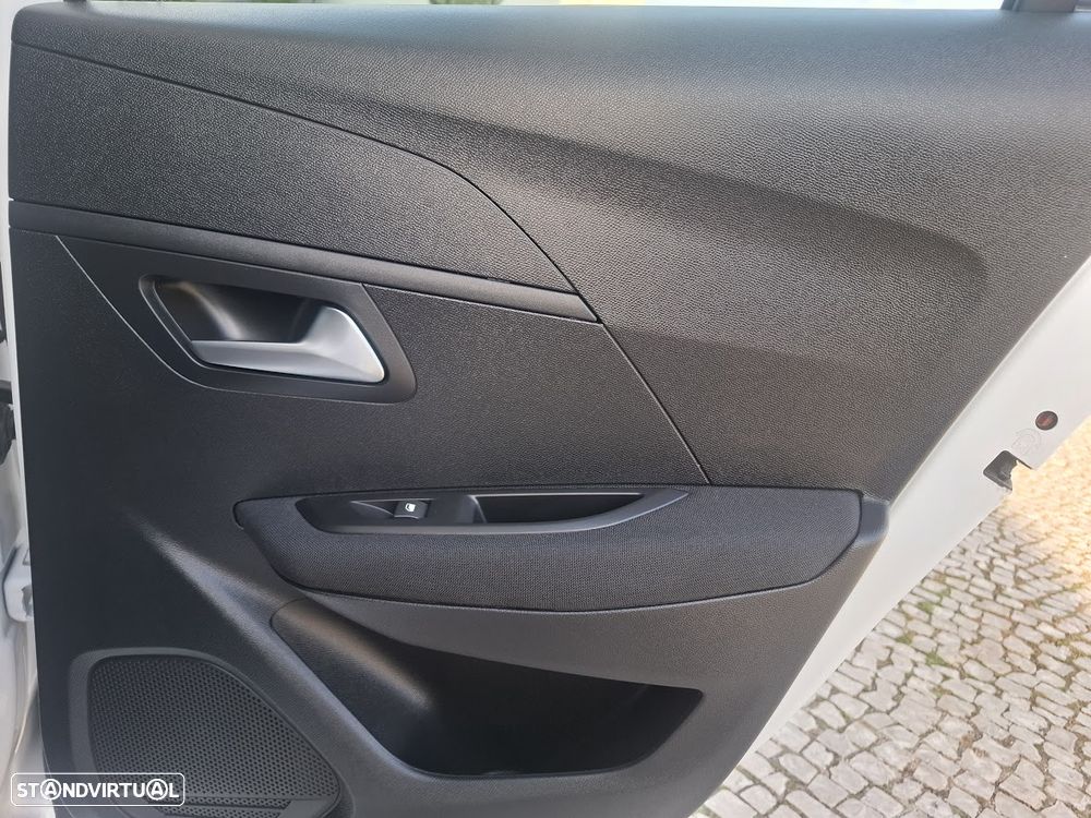 Peugeot 208 PureTech 75 Active - 39