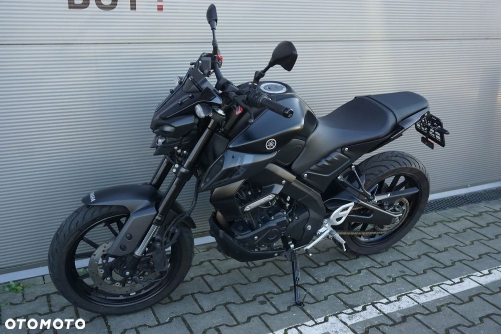Yamaha MT - 5