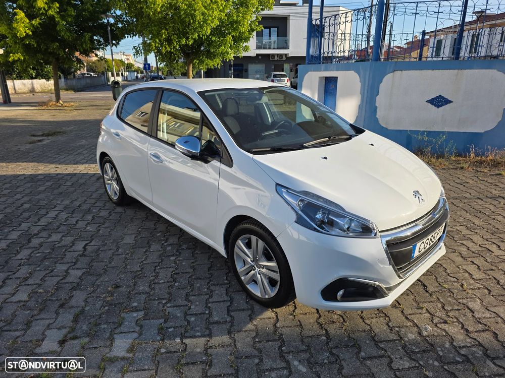 Peugeot 208 82 PureTech Style - 2