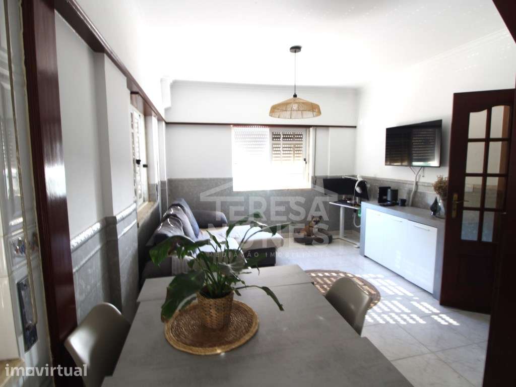 APARTAMENTO T2 - QUINTA DO CONDE - Grande imagem: 2/8