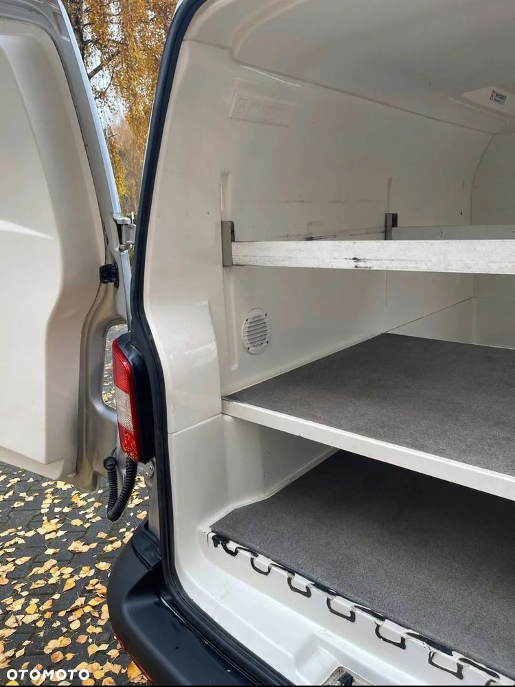 Volkswagen Transporter - 39