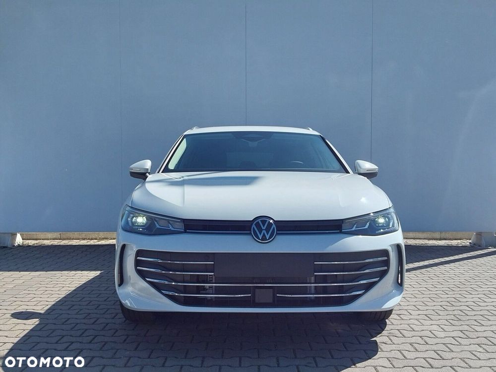 Volkswagen Passat Variant - 2