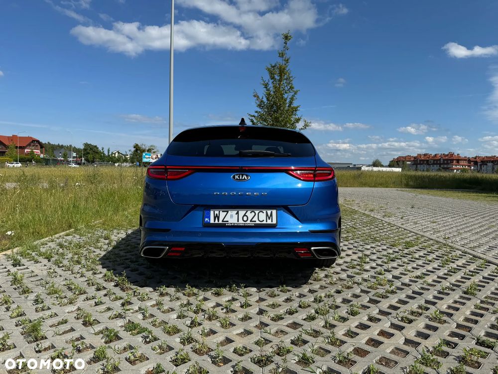 Kia ProCeed - 13