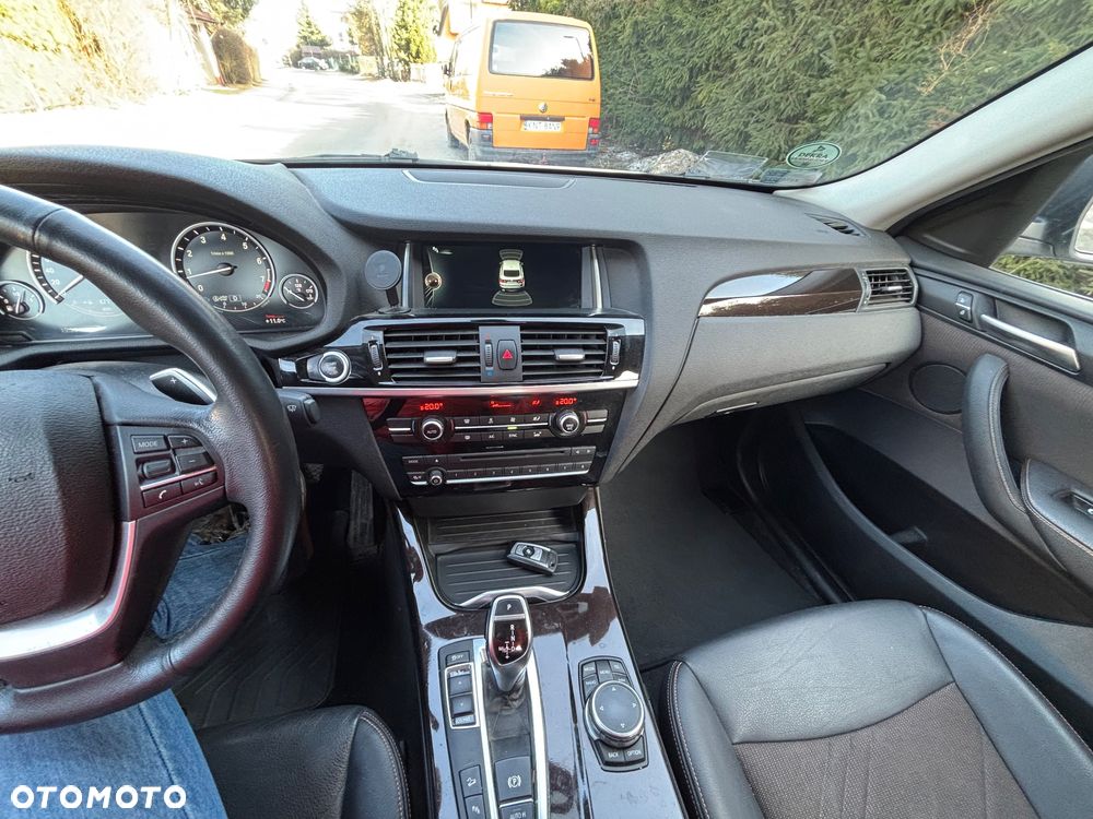BMW X4 xDrive28i xLine - 12