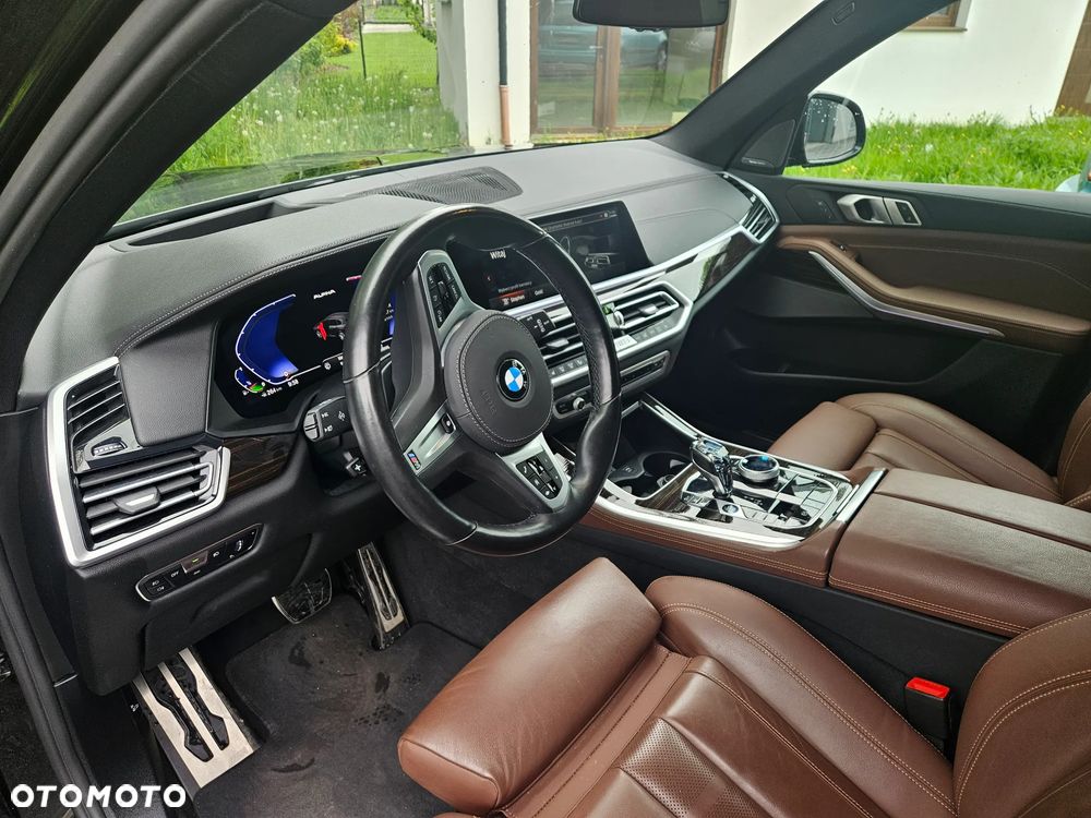 BMW X5 xDrive40i - 28