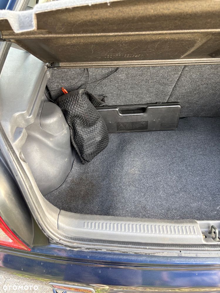 Mitsubishi Colt - 15