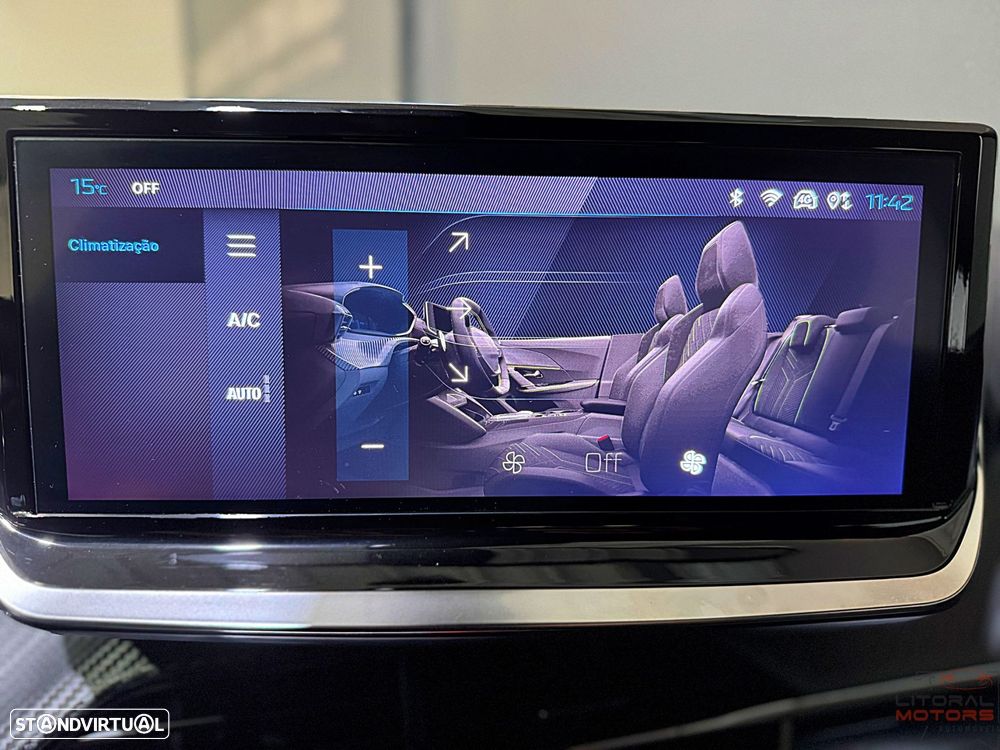 Peugeot 2008 1.2 PureTech Allure Pack EAT8 - 30