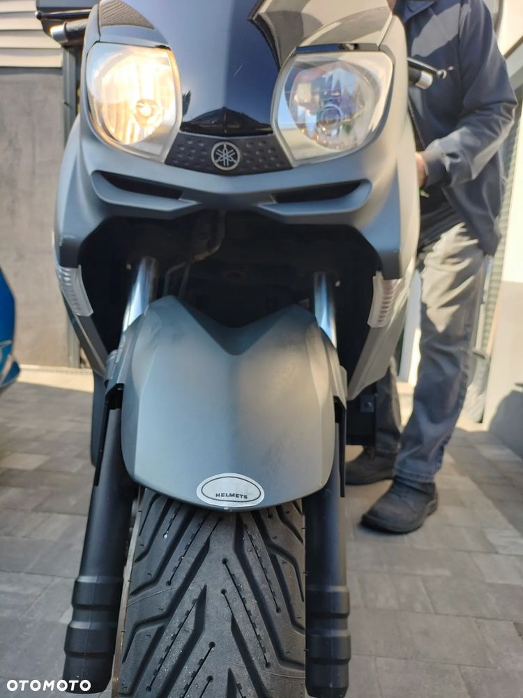 Yamaha X-max - 6