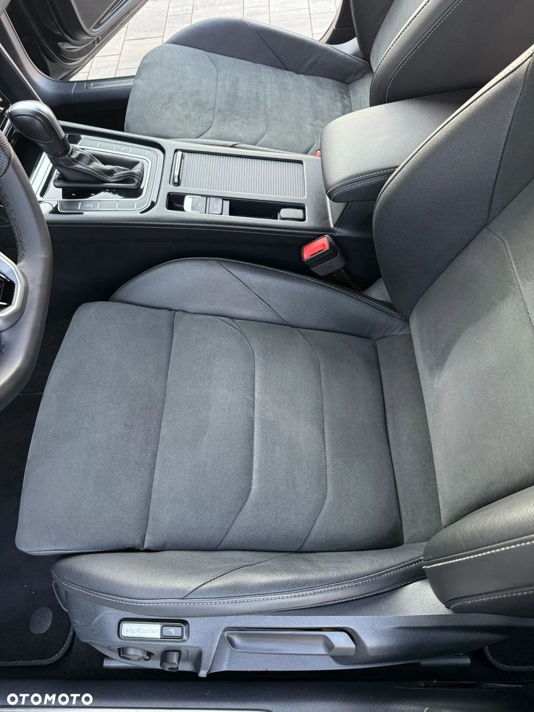 Volkswagen Arteon 2.0 TSI R-Line DSG - 29
