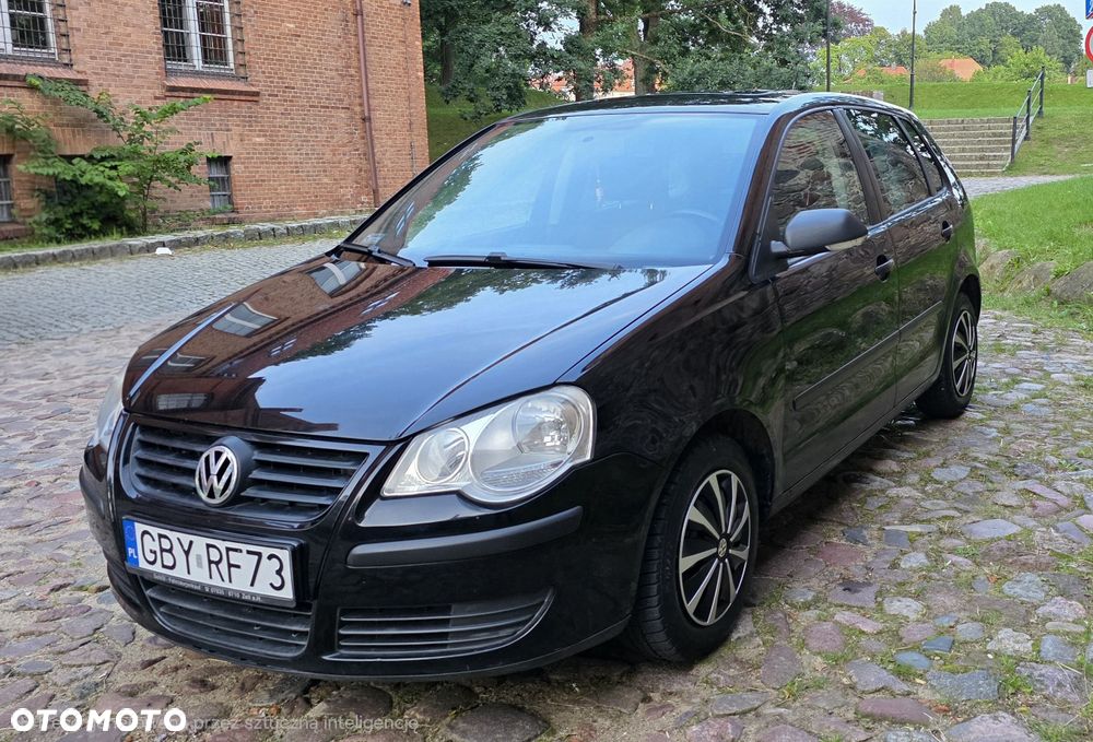 Volkswagen Polo - 2