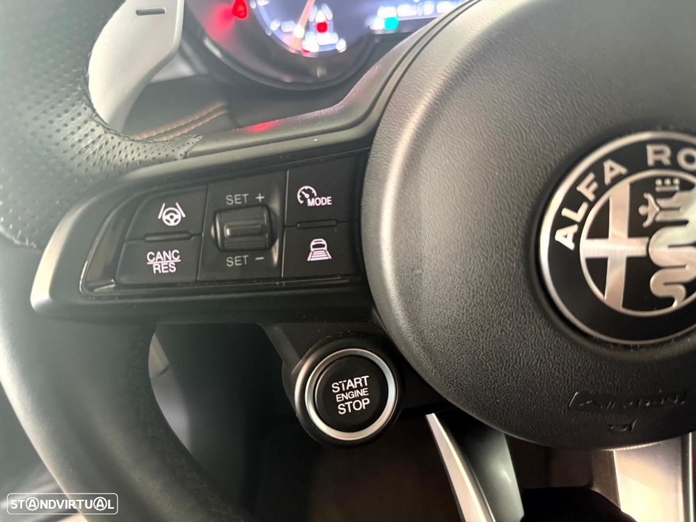 Alfa Romeo Tonale 1.3 Plug-In Hybrid Edizione Speciale e-AWD - 30