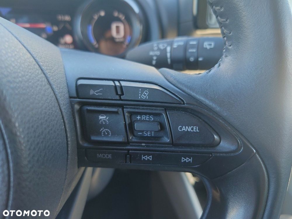 Toyota Yaris - 17