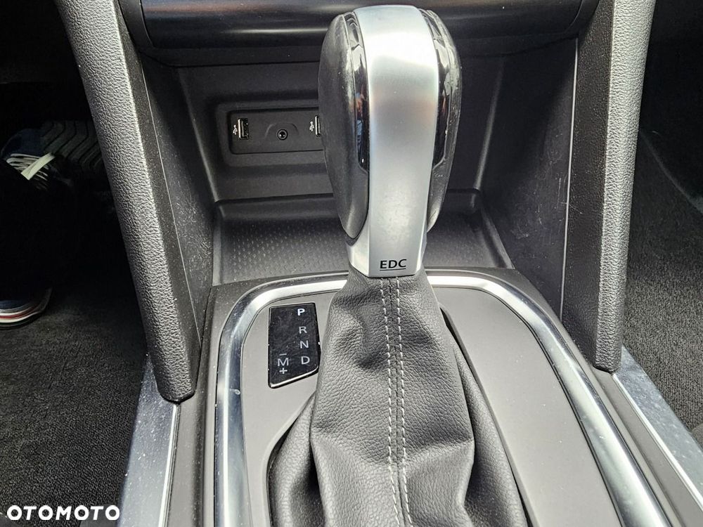 Renault Megane BLUE dCi 115 EDC BOSE EDITION - 25