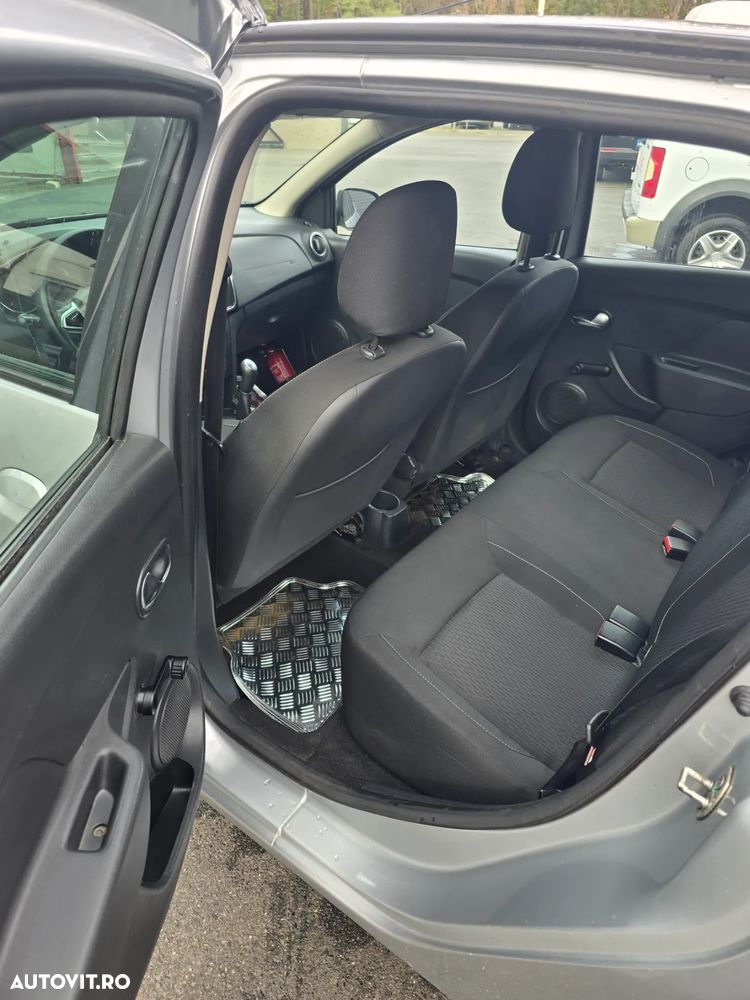 Dacia Logan 0.9 TCe Laureate - 8