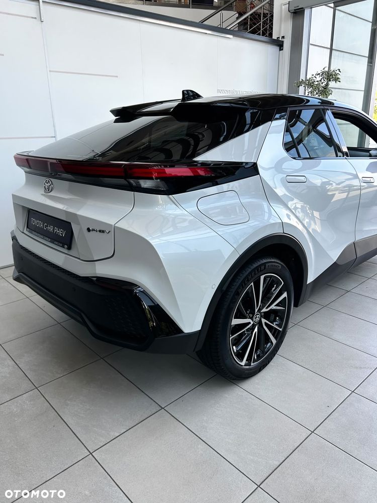 Toyota C-HR 2.0 PHEV Dynamic Force Executive - 4