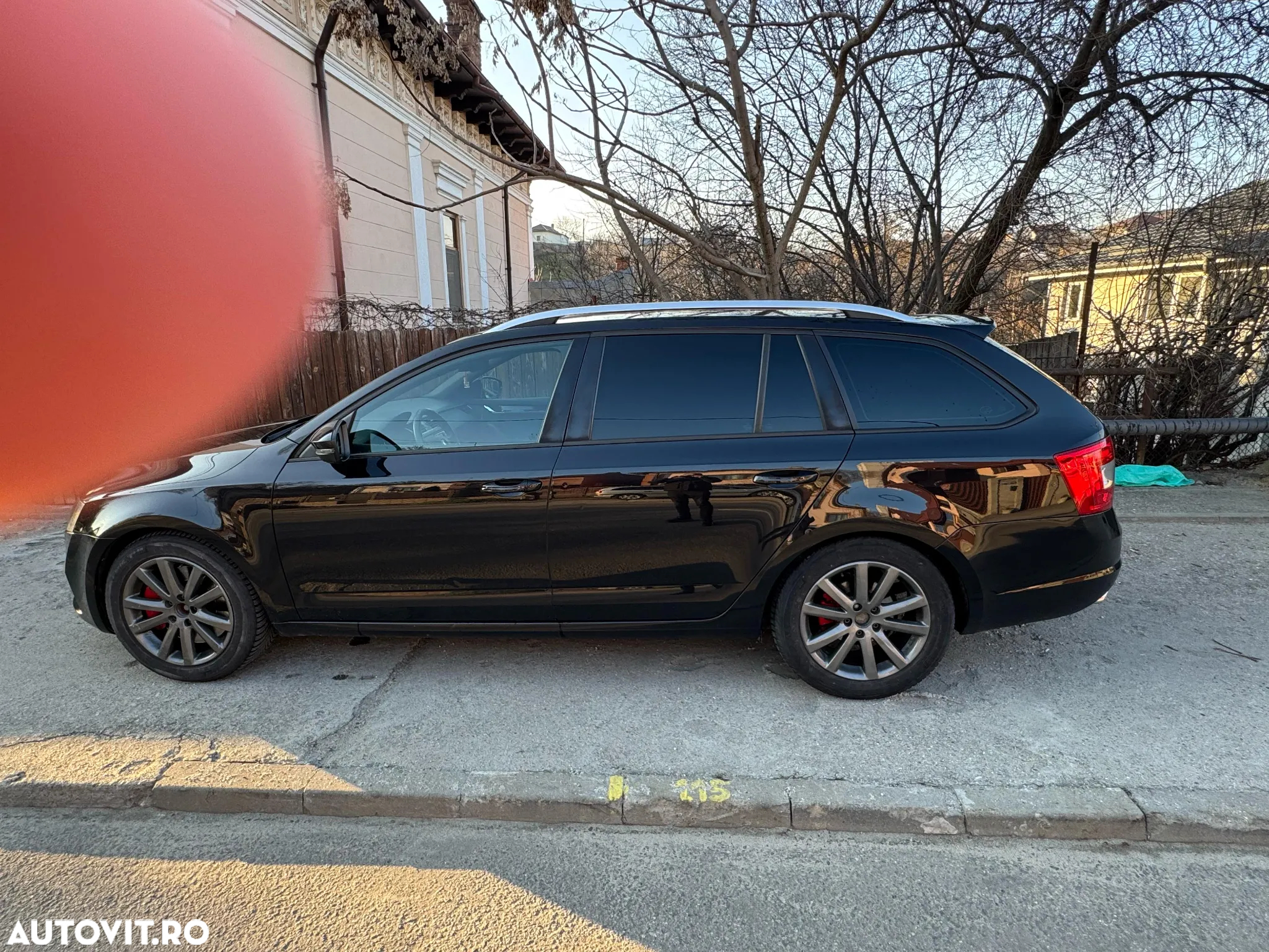 Skoda Octavia 2.0 TSI DSG RS - 5