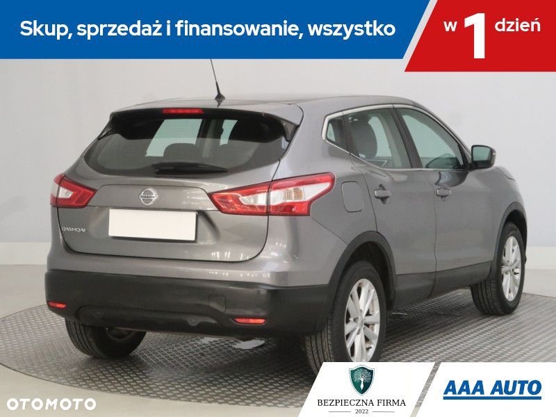 Nissan Qashqai - 7