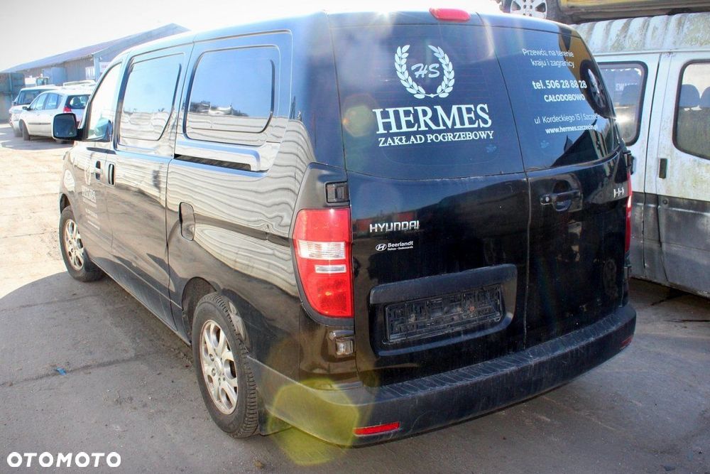 Hyundai H1 2009 2.5CRDI D4CB (MASKA, ZDERZAK, LAMPA, BŁOTNIK, DRZWI, SZYBA, FOTEL) - 4