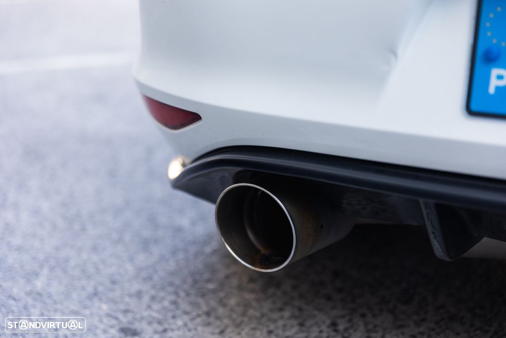 VW Golf 2.0 TSi GTi DSG Performance - 13