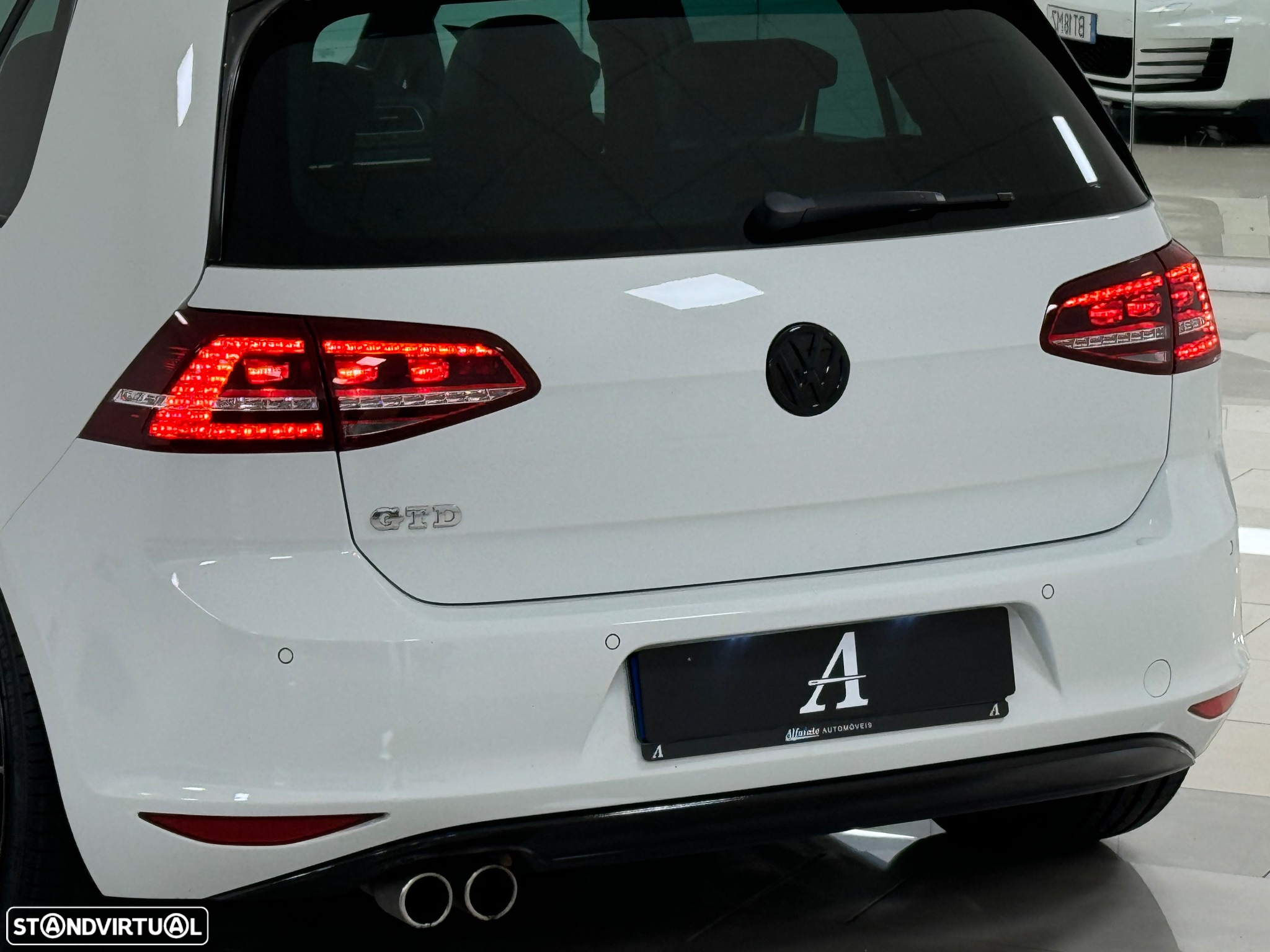 VW Golf 2.0 TDI GTD DSG - 18
