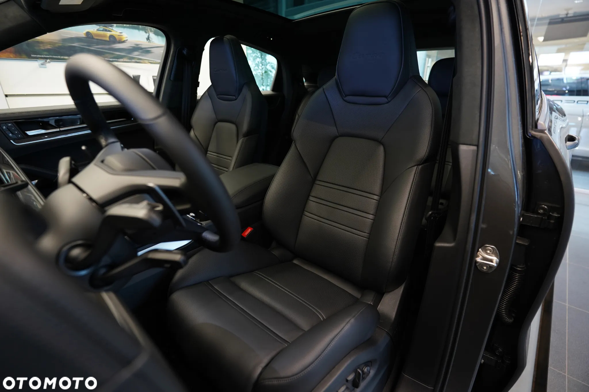 Porsche Cayenne - 8