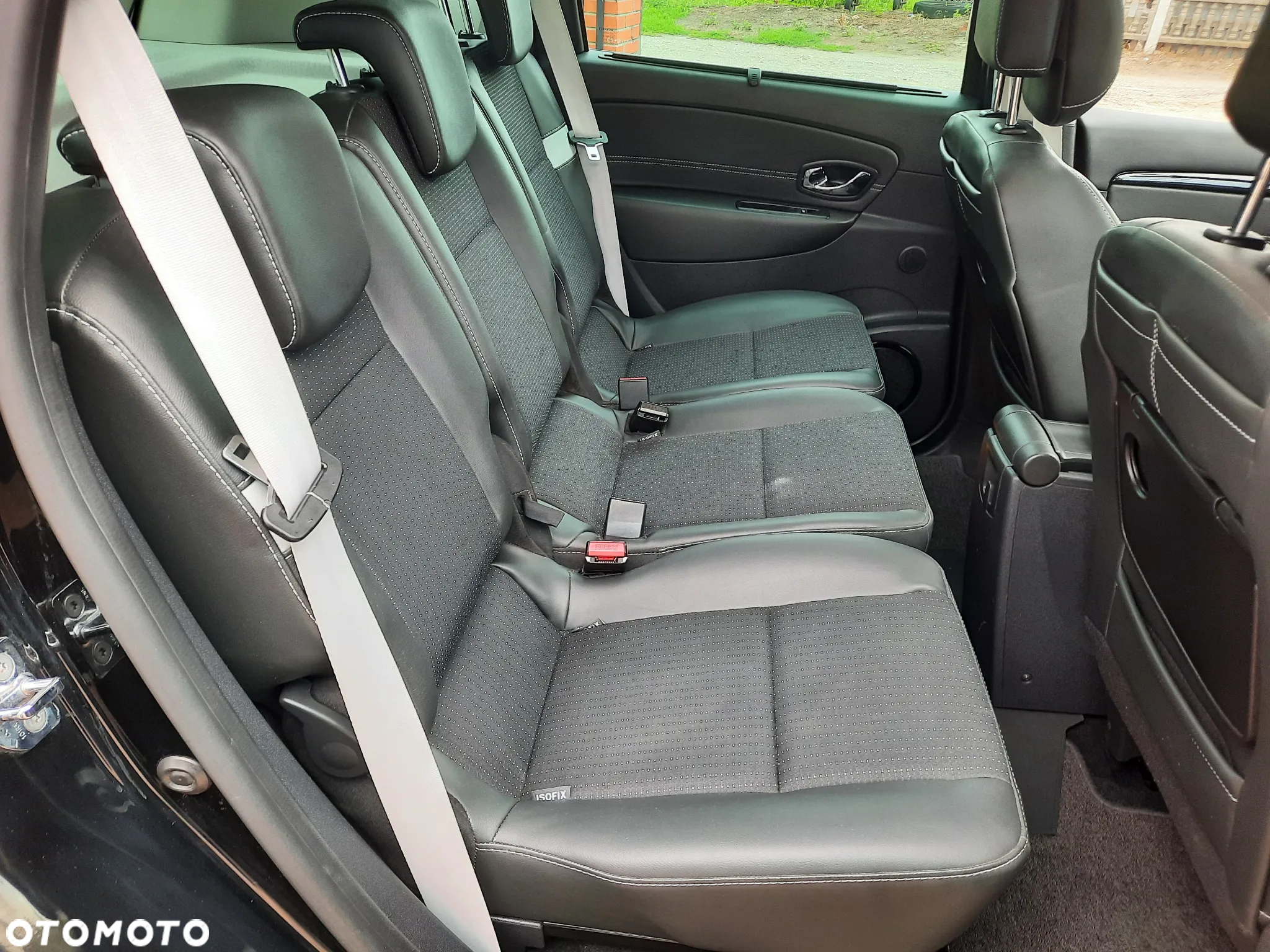 Renault Scenic ENERGY TCe 130 S&S Bose Edition - 26