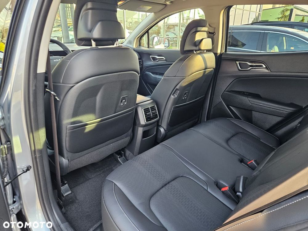 Kia Sportage 1.6 T-GDI HEV Business Line 2WD - 14