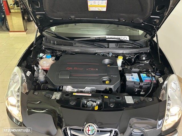 Alfa Romeo Giulietta 1.6 JTDM Distinctive - 21