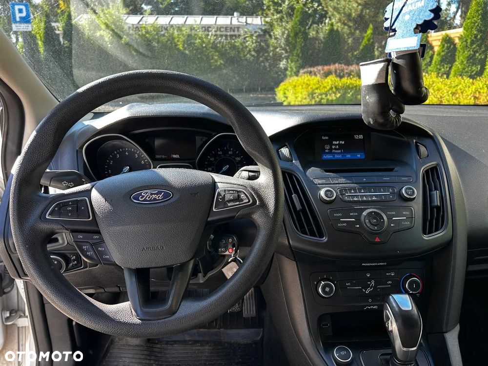 Ford Focus - 8