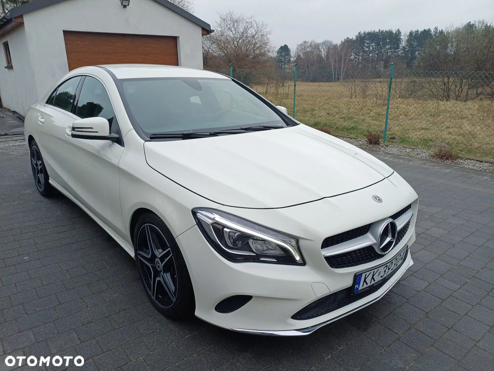 Mercedes-Benz CLA 250 4Matic 7G-DCT UrbanStyle Edition - 9