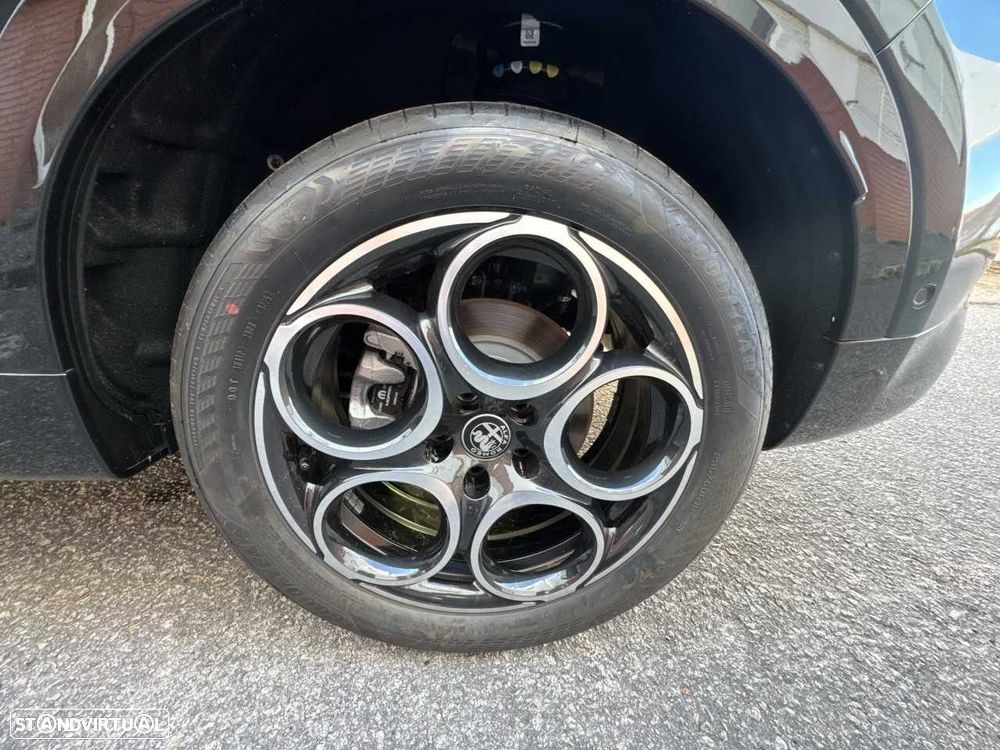 Alfa Romeo Tonale 1.3 Plug-In Hybrid Intensa e-AWD - 11
