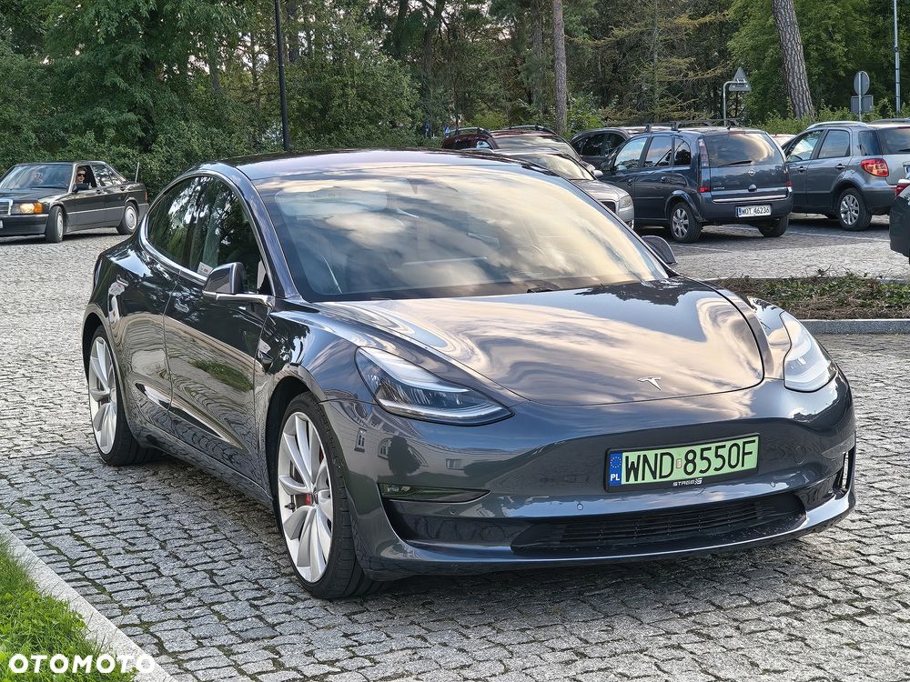 Tesla Model 3 Performance AWD - 3