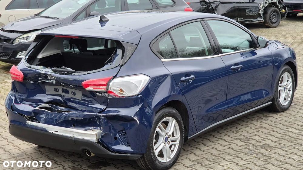 Ford Focus 1.0 EcoBoost Connected - 6