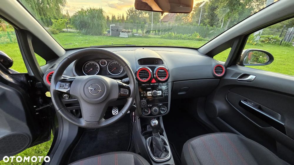 Opel Corsa 1.4 16V Color Edition - 6