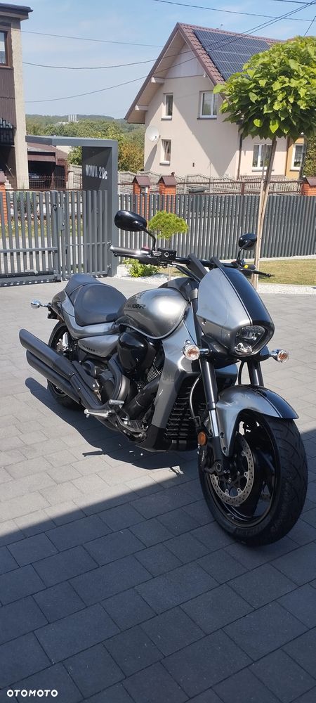 Suzuki Boulevard - 9