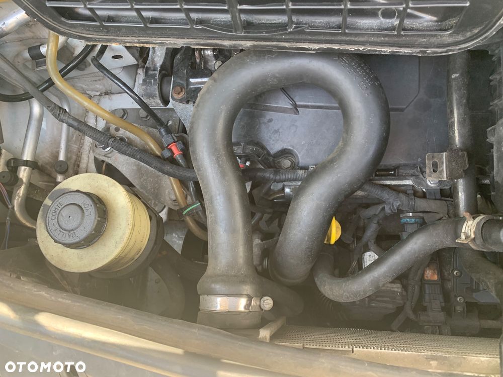 Opel VIVARO - 12
