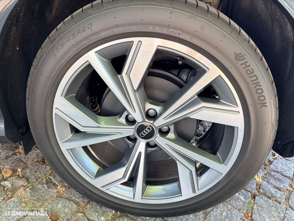 Audi Q4 e-tron 45 82 kWh SE Business - 19