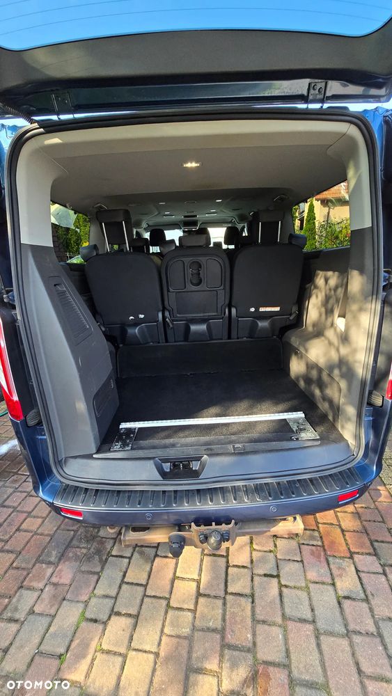 Ford Tourneo Custom 2.0 EcoBlue L2 Shuttle Bus Titanium - 12