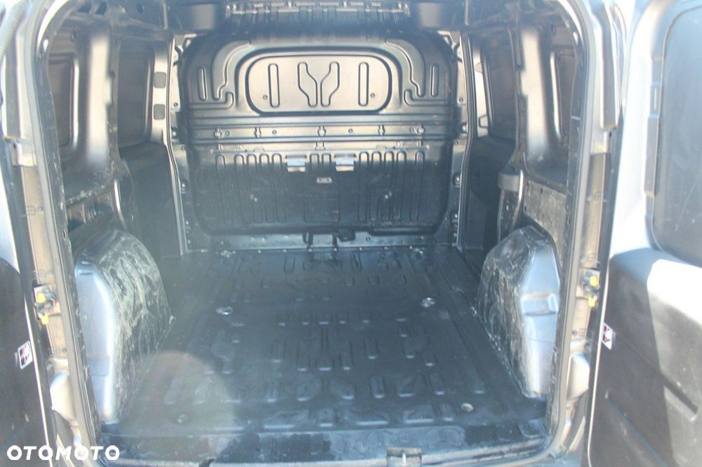 Fiat Doblo - 10