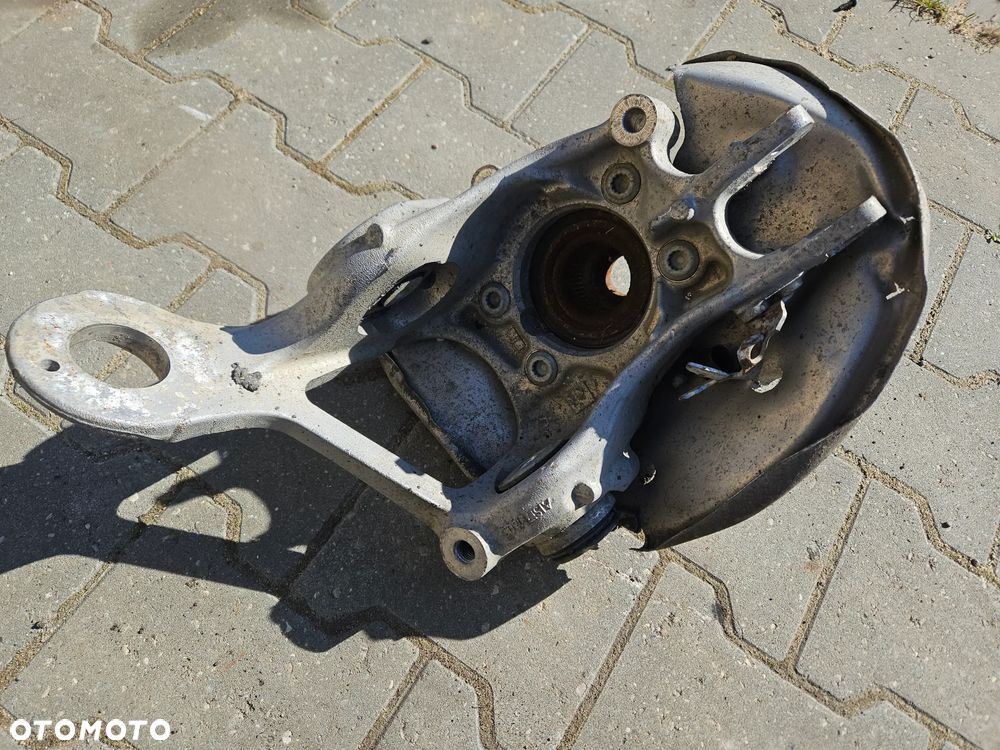Zwrotnica prawa tył tylna Audi A4 RS4 A5 RS5 2012r 8K0505432AS - 2